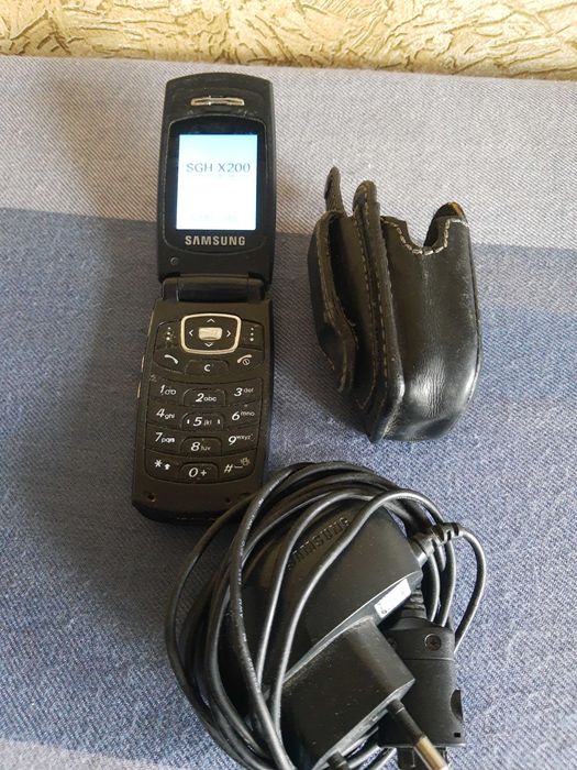 Телефони Samsung работещ,49лв, Nokia за части .Заедно,продавам