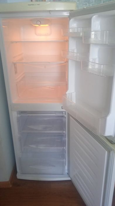 Продам холодильник марки LG