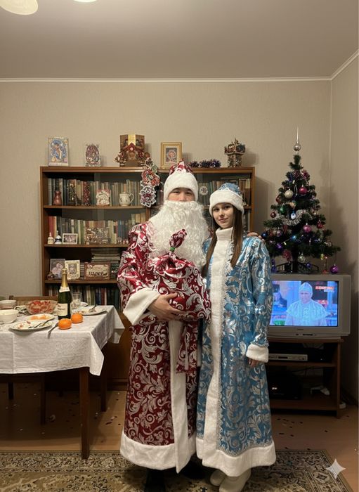 Дед Мороз и Снегурочка.