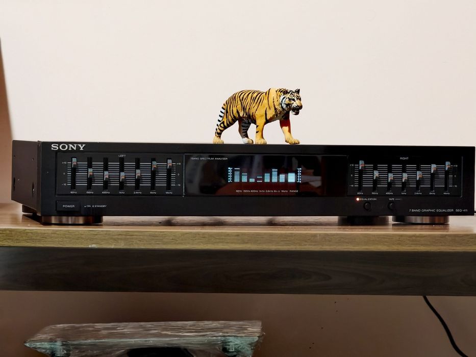 Sony SEQ-411. Egalizator valoros. Date tehnice mari. Preț fix !