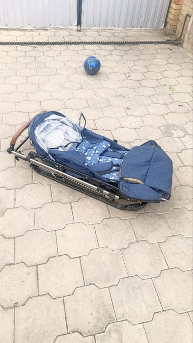 Продам санки коляска