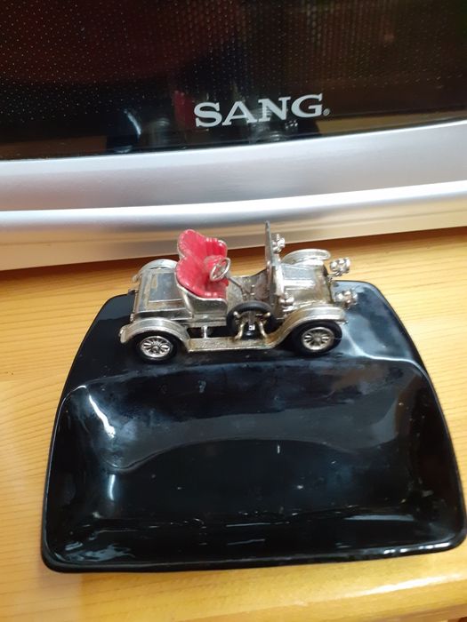 Колекционерси   Renault 1911 за бюро