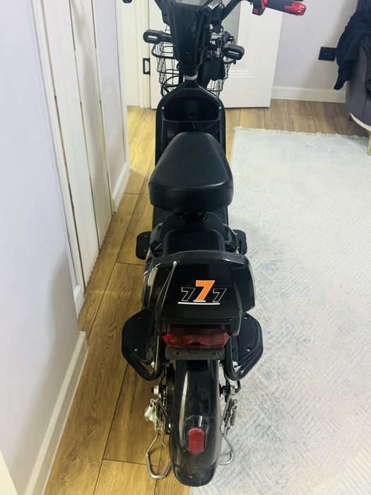 Скутер детский 7777
