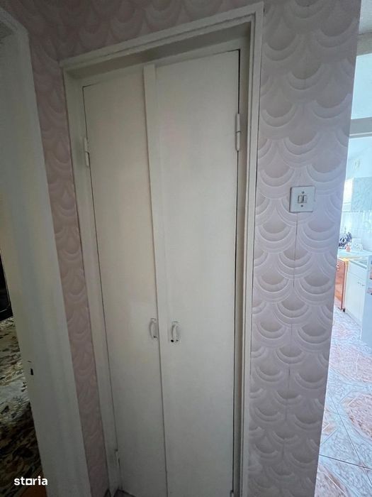 vand apartament cu 2 camere M19 pret 60.000 euro neg
