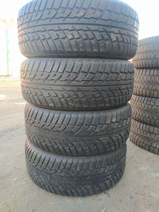 Комплект зимней резины 265/60/18