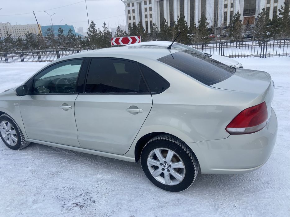 Продается “Volkcwagen polo” 2013 г.в.