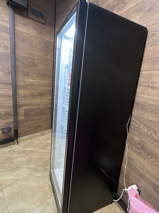 Хладилна витрина Snaige