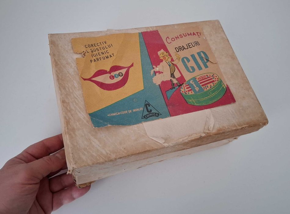 Cutie veche romaneasca bomboane "CIP" - comunist - colectie - drajeuri
