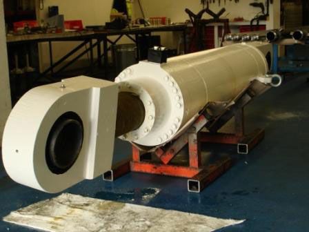 Garnituri cilindri hidraulici si pneumatici-tehnologie SKF
