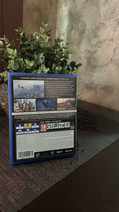 : GTA 5 V Premium Edition (PS4)