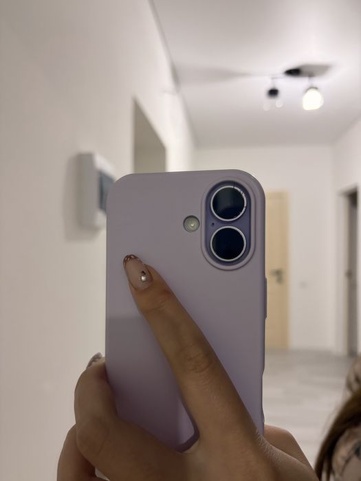 iPhone 17