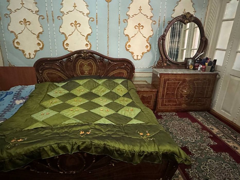 B/u                           mebel                          sotiladi