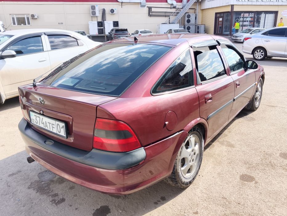 Opel Vectra B 1.8/AT