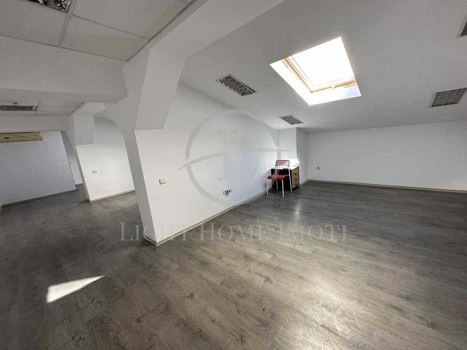 Продава се Офис в Пловдив, Център - 118 кв.м за 1017 €/кв.м - Снимка #2