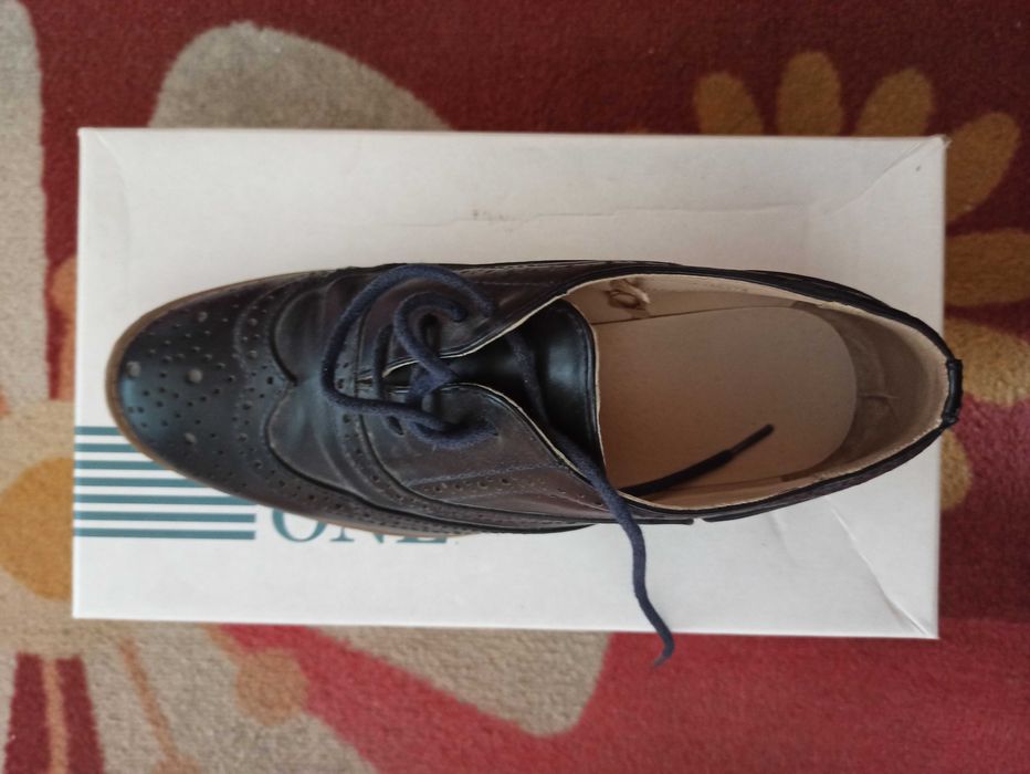 Oxford style, Обувки, внос от Англия, Оксфордски стил
