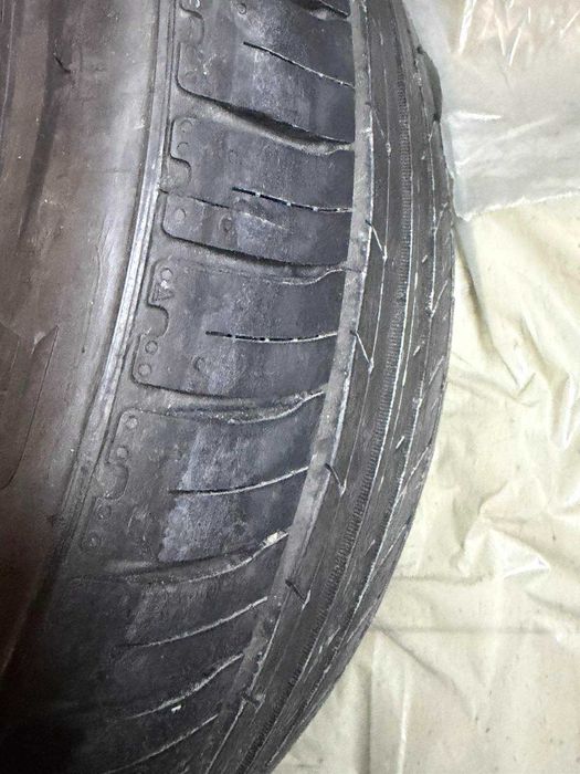 2xPirelli P Zero 225/40 R19 DOT3419, 2xRX Motion RoadX 255/35 R19 DOT4124, 4xKormoran Road Performance 195/65 R15 DOT2623