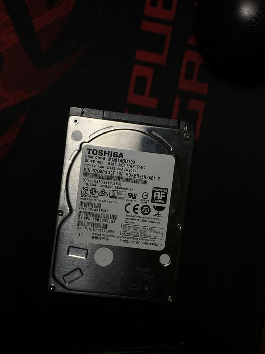 Жесткий диск HHD TOSHIBA на 1 терабайт