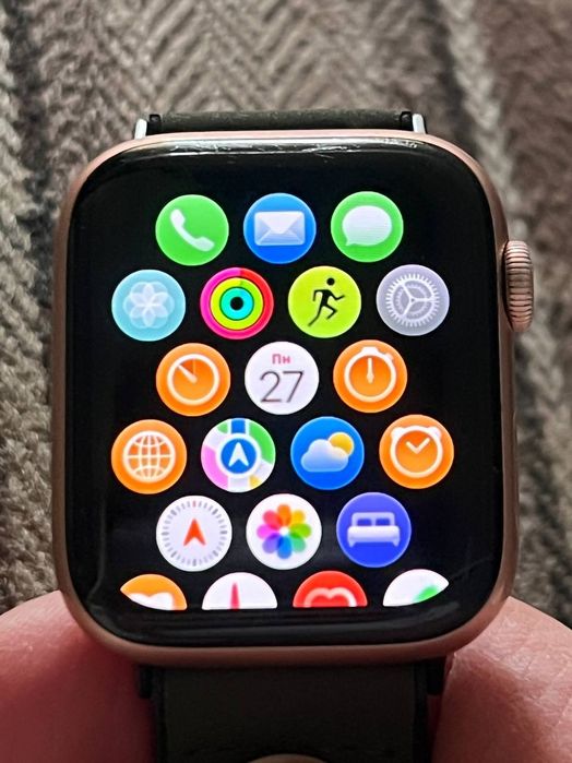 Apple Watch 6 44mm 32 Гб Оригинал