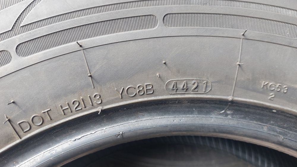 Гуми за Бус 215/70/15 C Kumho 2 броя