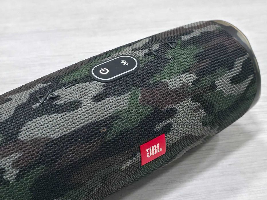 Bluetooth колона JBL Charge 4 камуфлаж