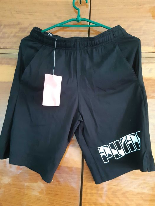 vand pantaloni scurti originali puma nou cu eticheta marimea s