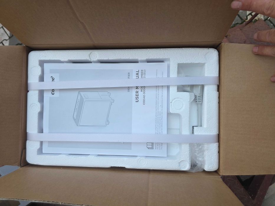 Dezumidificator COMFEE CDDAE-30DEN7-QA3 30L/zi pentru până la 73m2