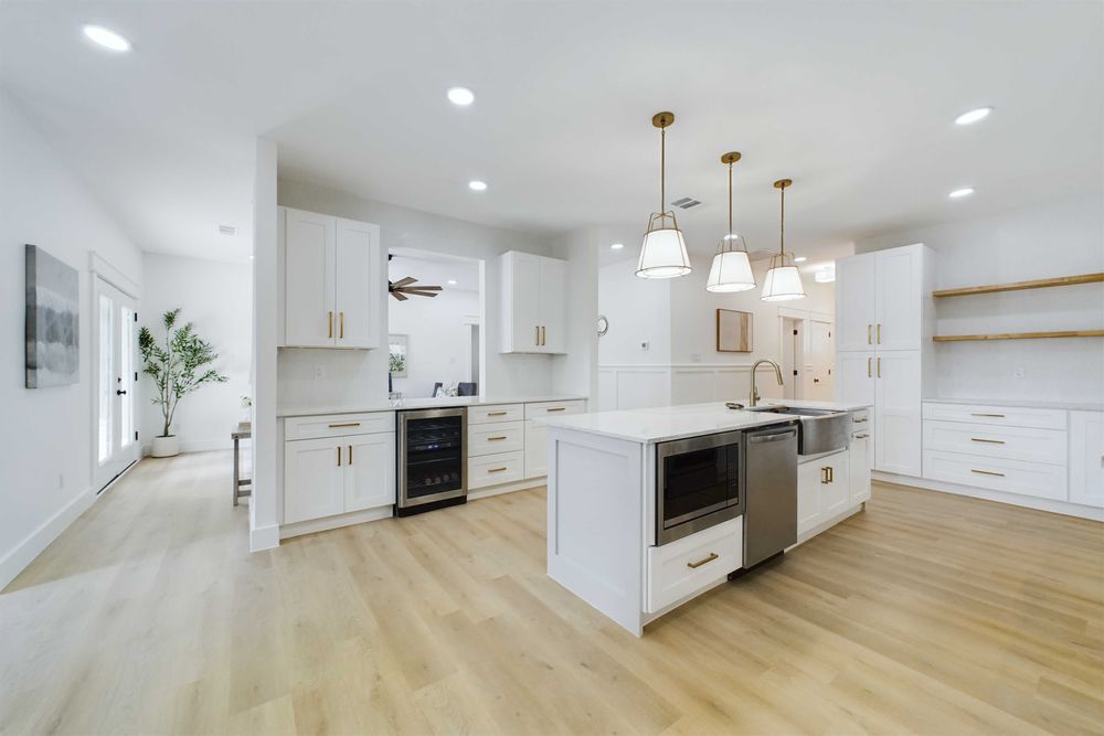 360 градусово видеозаснемане _ планове на обекти_корекции с ИИ