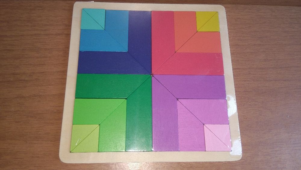 НОВ Модел Дървен Геометричен Тетрис Цвете , логически и занимателен.