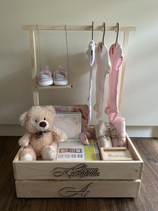 Бебешко гардеробче за изписване, кръщене и специални събития