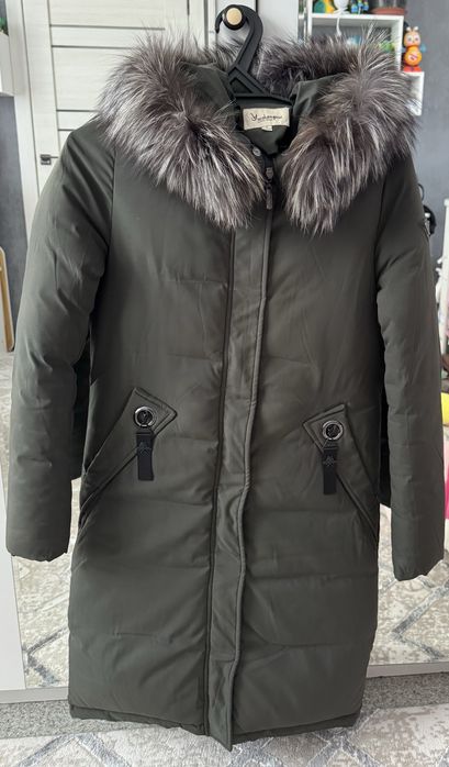 Продам натуральный пуховик