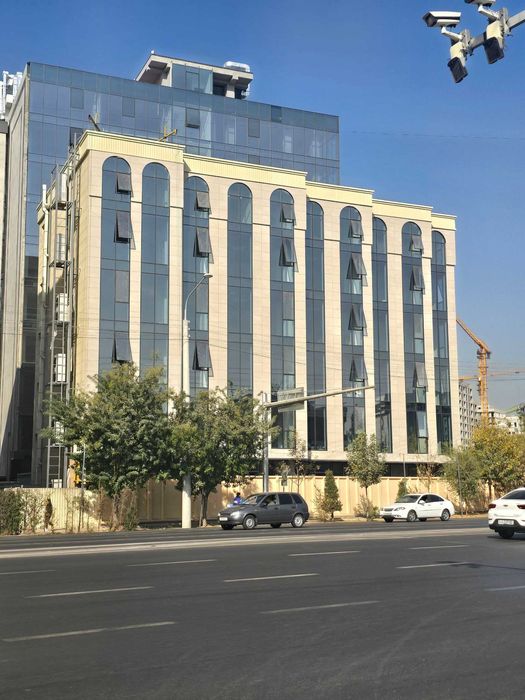 Аренда и Продажа офисных помещения, Аэропорт окало дома Newport