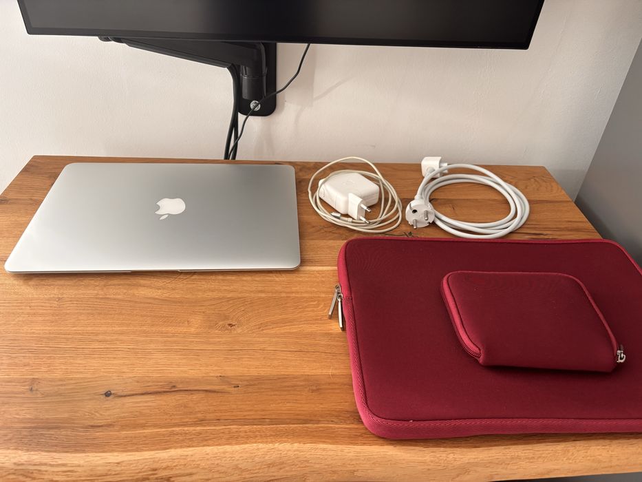 MacBook Air 13-inch 2014