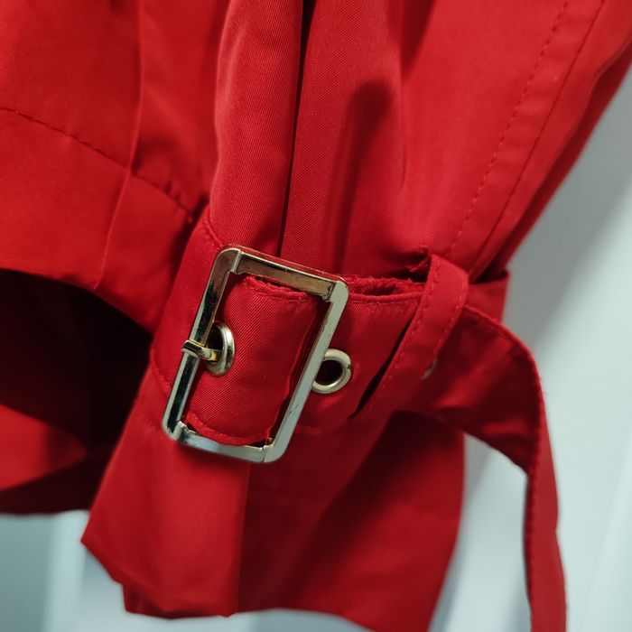 ZARA BASIC – Geacă roșie cu glugă, mărimea XS,