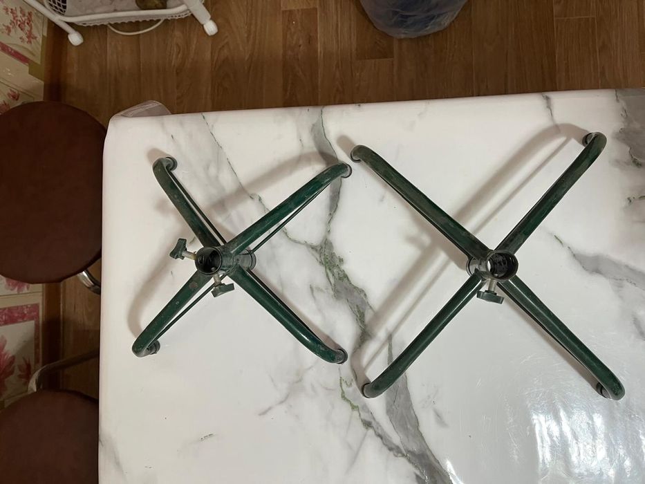 Ёлка Продам подставки для Ёлки