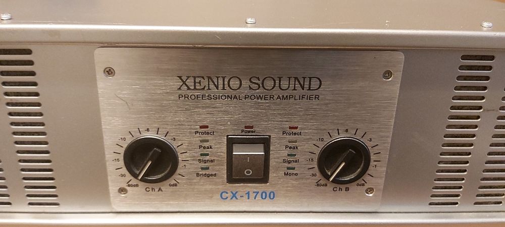 Vând amplificator de putere Xenio Sound CX-1700