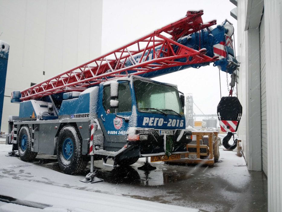 Кранове , Товарни платформи и Автовишки!