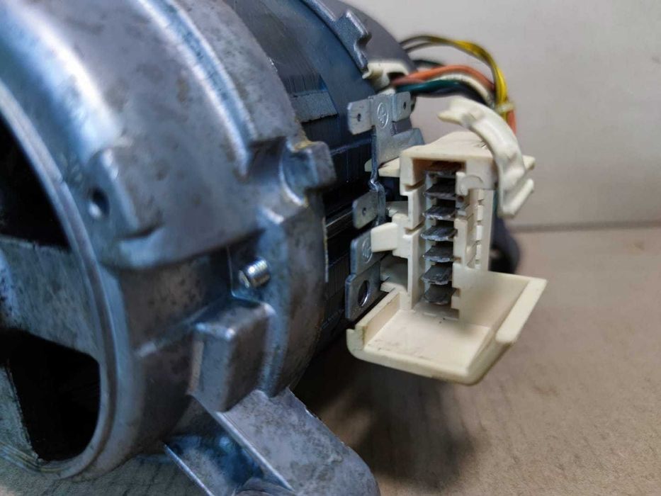 motor nidec 7 pini masina de spalat electrolux,zanussi / R2
