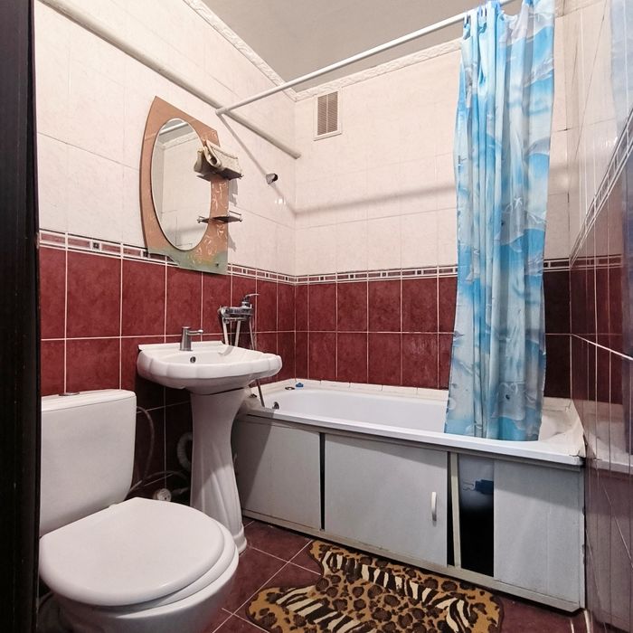 Продам 2 комнатную квартиру