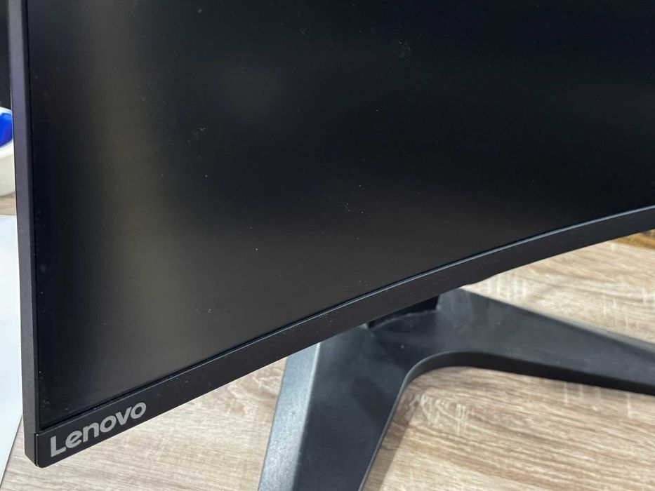 Gaming Monitor 2K / QHD 144hz Lenovo