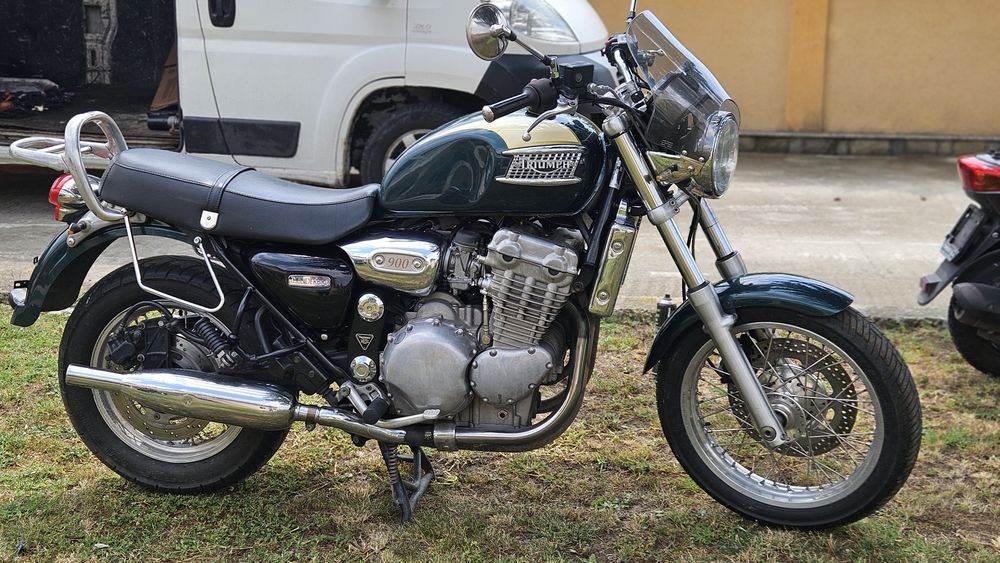 Triumph Thunderbirth 900
Цената е в евро