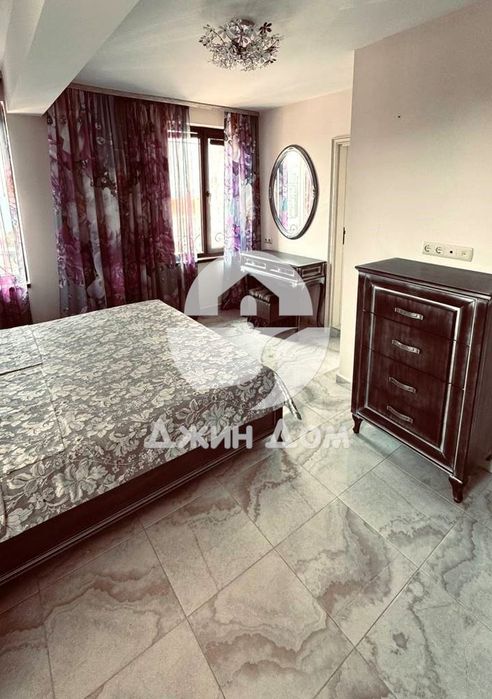 Продава се Многостаен апартамент в Свети Влас - 200 кв.м за 1475 €/кв.м - Снимка #2
