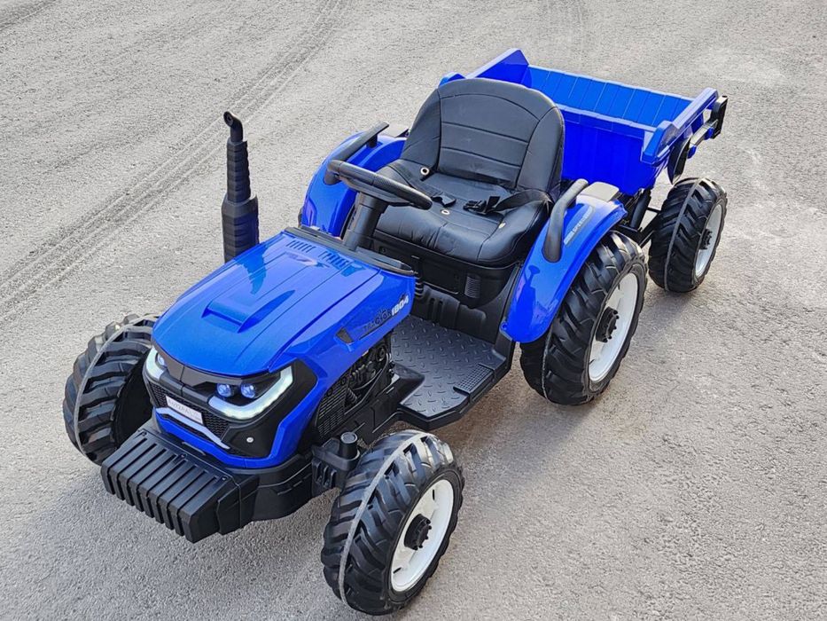 Pultli moshina. Siniy traktor