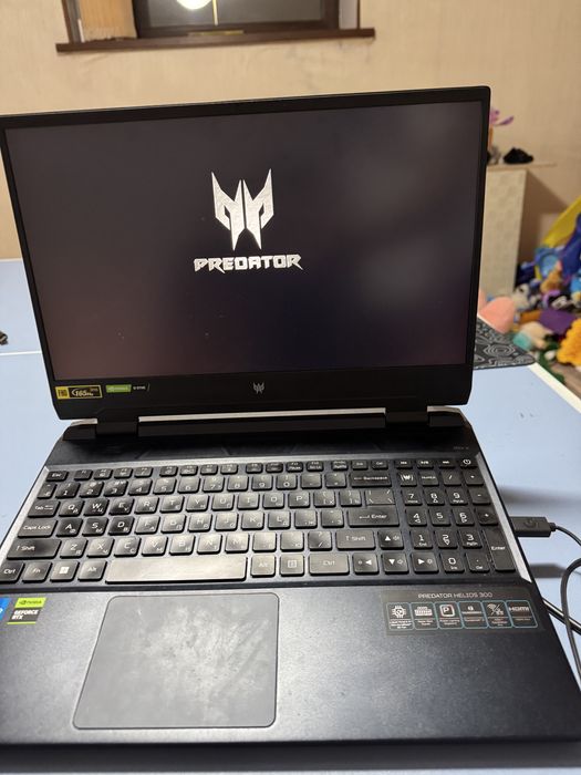 Acer predator helion 300