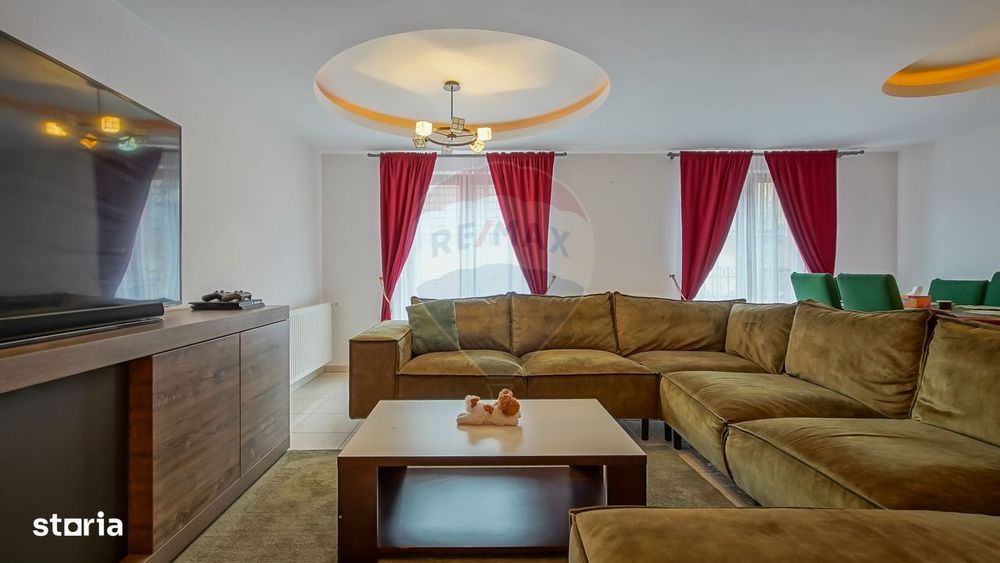 Casă complet mobilată cu garaj și panouri fotovoltaice – Codlea!