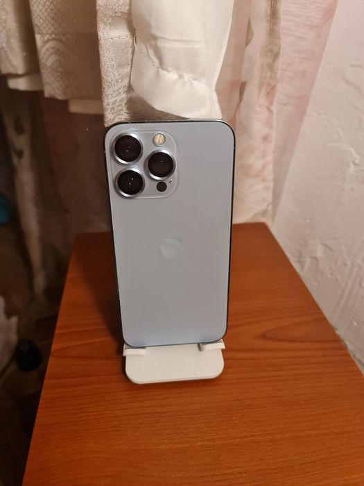 Vând iPhone 13 pro neverlock de 512 gb