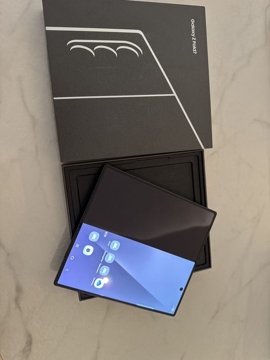 Samsung fold 7 512 gb / ecran mare defect