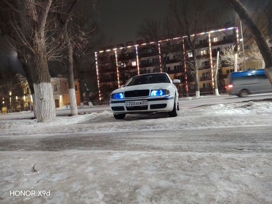 Легковой автомобиль