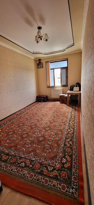 Уй сотилади.Янги евро тамирланган