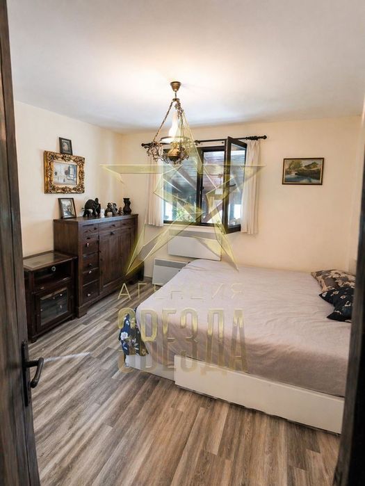 Къща / вила за продажба – м. Равнища над Дедево