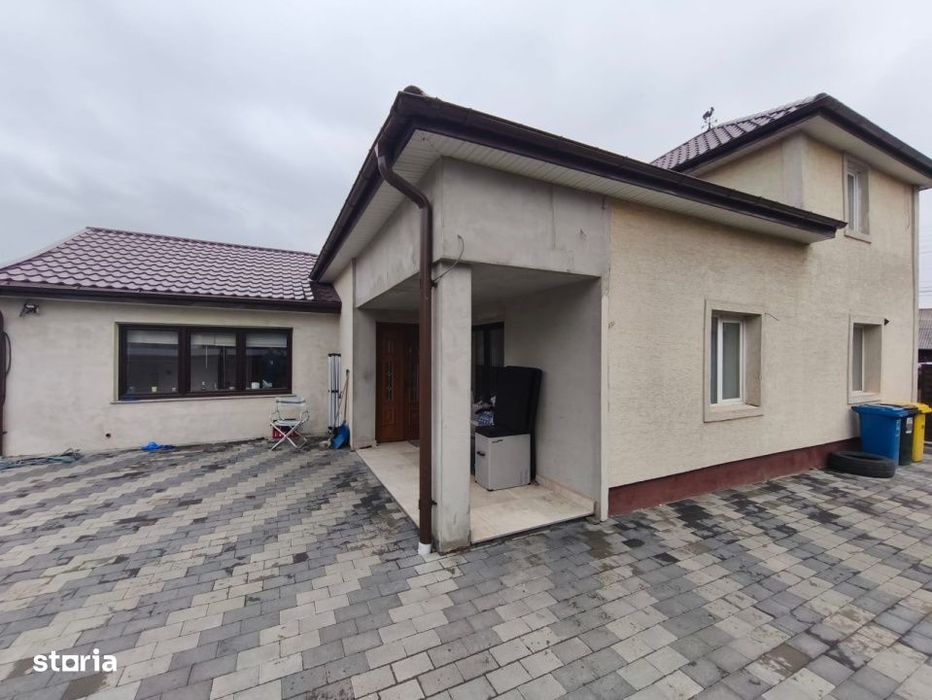 Casa individuala 5 camere, 500mp teren, Radauti